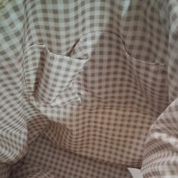 Target Beige Tote with Orange Accents - Picture 8 of 11